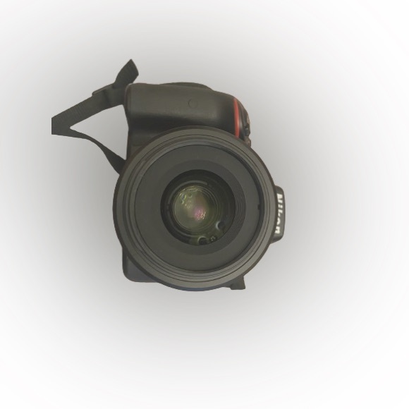 Nikon D5300 24.2MP Digital DSLR camera (kit w/ AF-SA DX 18-55MM & AF-S DX 35MM) - Picture 9 of 9